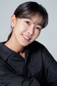 Go Won-hee in The Pleasures and Sorrows of Work