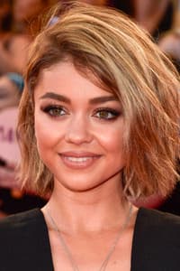 Sarah Hyland in The Wonderful World of Disney: Magical Holiday Celebration