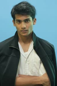 Niezam Zaidi in Sangkar