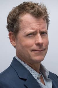 Greg Kinnear in Godsend