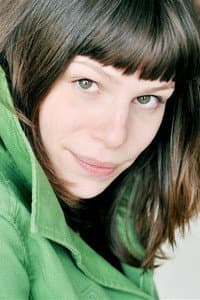Amandine Chauveau in Une femme amoureuse
