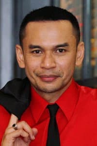 Norman Hakim in Datin Glam