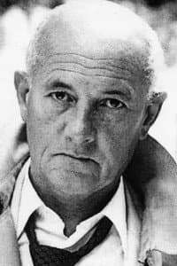 Alain MacMoy in Le divertissement