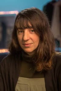 Brenda Taubin in 227 lunas