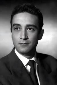 Rafael Arcos in Hombre acosado
