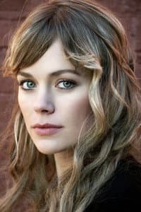 Katia Winter in Ute och cyklar