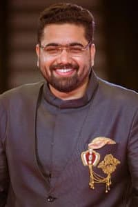 Tharun Sudhir in Jothe Jotheyali