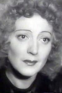 Lucienne Le Marchand in L’extravagante Théodora