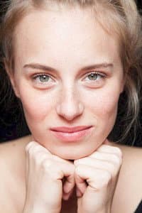 Loriane Klupsch in Love, Romance & Chocolate