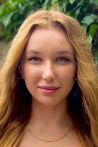 Sabrina Rubtsova in Olga