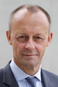 Friedrich Merz in Lebenslänglich Politik: Der ewige Schäuble