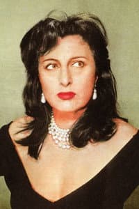 Anna Magnani in Camicie rosse