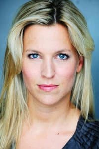 Sina-Maria Gerhardt in Ohnsorg Theater - Singles à la carte