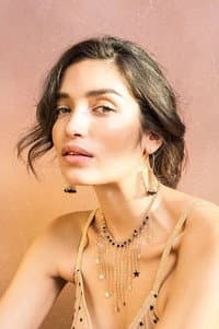 Alina Alexandra Félix Mansukhlal in Lamborghini Connect