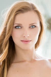 Layna Landry in Dating My Stepson 5