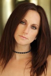 Amanda Barton in Dracula's Curse