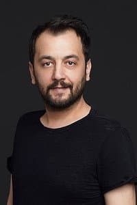 Özgür Biber in Kendinden Kaçak