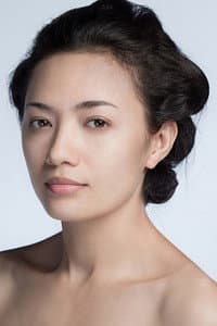 Tina Tình in Mặt Nạ Máu