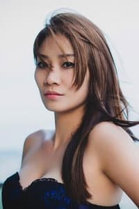 Angeline Yap in Lang Tong