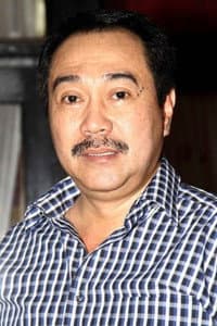 Dwi Yan in Keluarga Markun