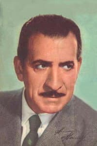 Francisco Petrone in Prisioneros de la tierra