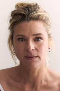 Sophie Cattani in La Terre des hommes