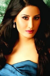 Arjumman Mughal in O Pushpa I Hate Tears