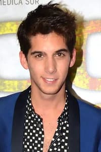 Mauricio Garza in Malcriados
