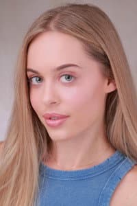 Alina Varakuta in Piglet