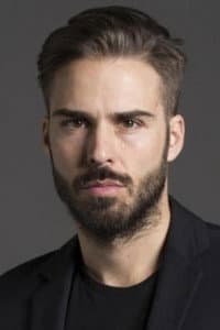 Álex Barahona in Lo contrario al amor