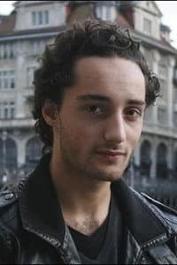 Scherwin Amini in Stationspiraten