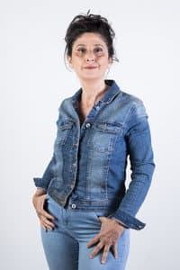 Antonella Meco in Il pleut dans la maison