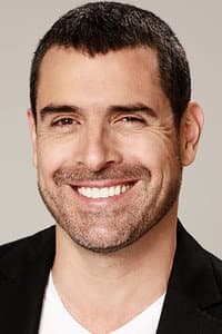 Rafael Novoa in Quiero que me mantengan