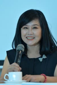 Thu Uyên in Chân Trời Rực Rỡ