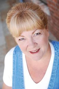 Sharon Murray in Dark Hollow