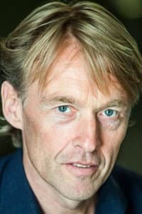 Erik de Vries in Huwelijk In De Steigers