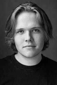 Niels Halstensen Skåber in Royalteen: Arvingen