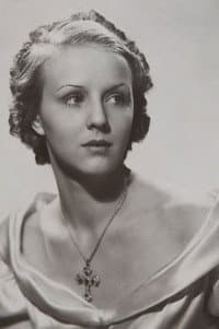 Hortense Raky in Elisabeth - Kaiserin von Österreich