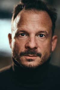 Neil Cole in Howl