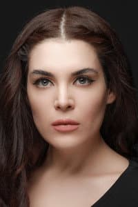 Mia Elif Öcal in Yirmisekiz