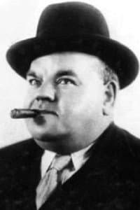 Dick Henderson in Men of Yesterday