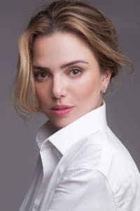 Natallia Rodrigues in Virando a Mesa