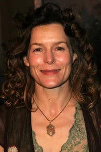 Alice Krige in Wildcat