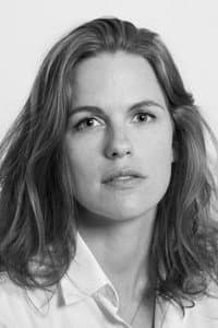 Isabell Polak in Vaterfreuden