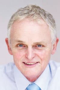 Steve Peters in Ronnie O'Sullivan: The Edge of Everything