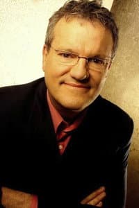 Mark Lowry in Mark Lowry: Mouth in Motion