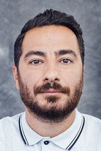 Navid Mohammadzadeh in متری شش و نیم