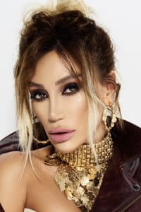 Roya Aykhan in Ay brilliant
