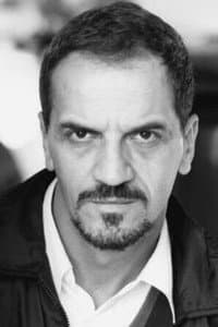 Leonardo Treviglio in Intimo