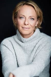 Jo Kern in Au Pair